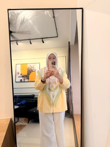Customer photo review of Damai Square (Blush)