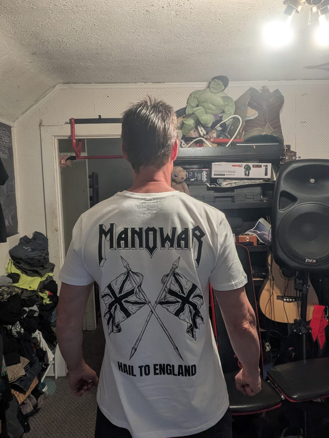 Customer photo review of MANOWAR T-SHIRT HAIL TO ENGLAND WHITE