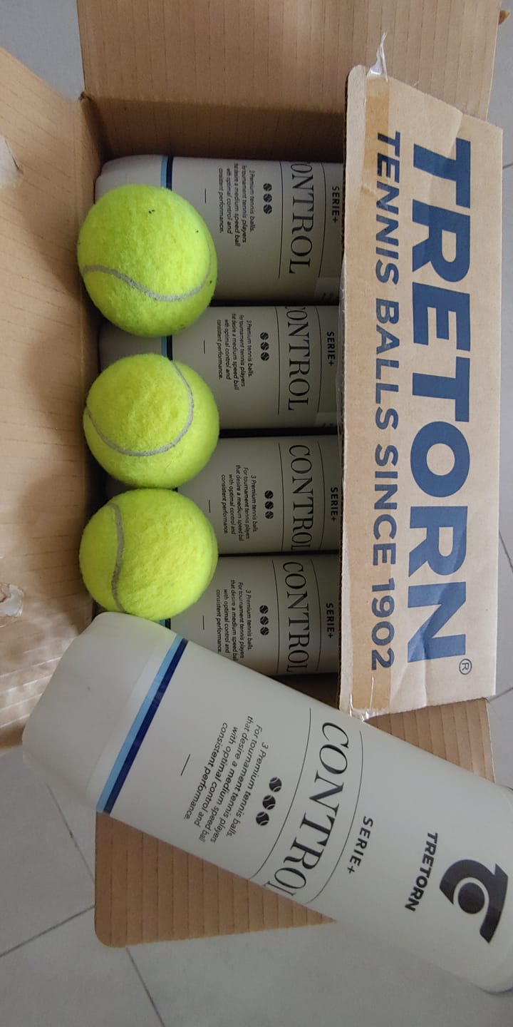 Customer photo review of ארגז כדורי טניס (24X3 יח') Tretorn Serie
