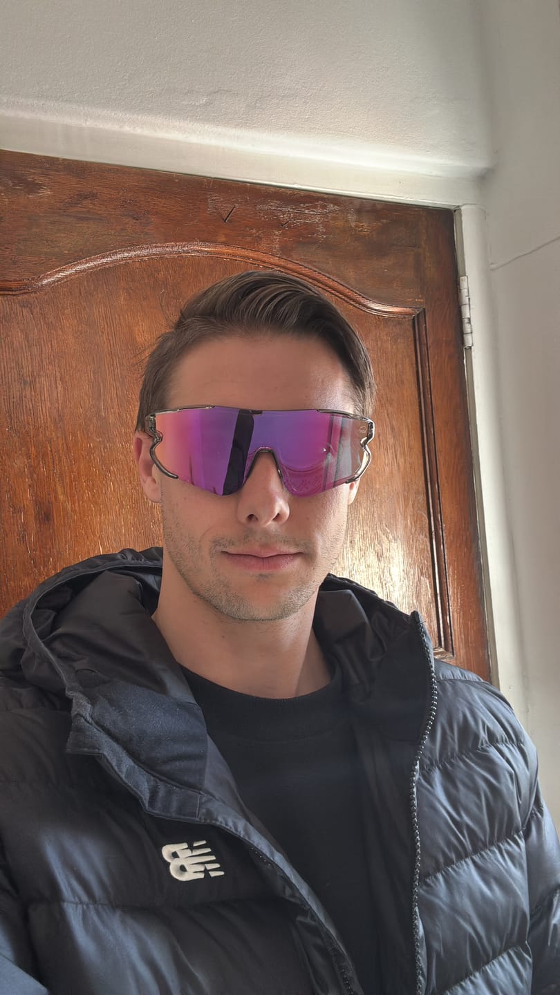 Customer photo review of The Glitch 2.0.
