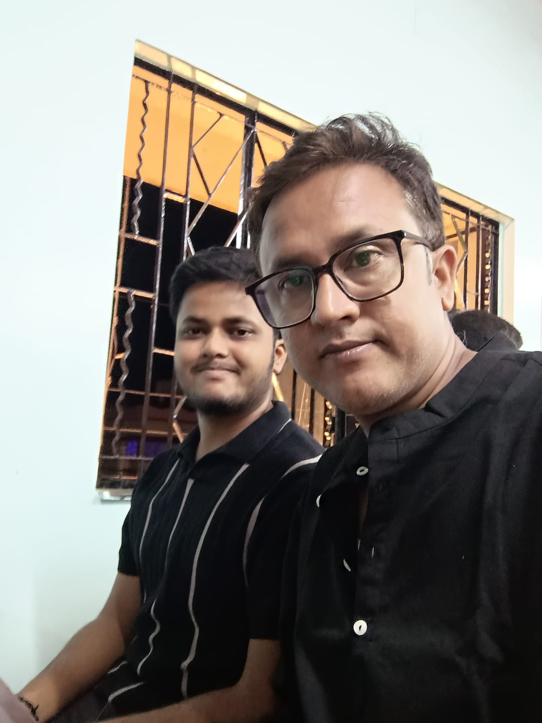 Customer photo review of Men Black Airy Linen Long Kurta