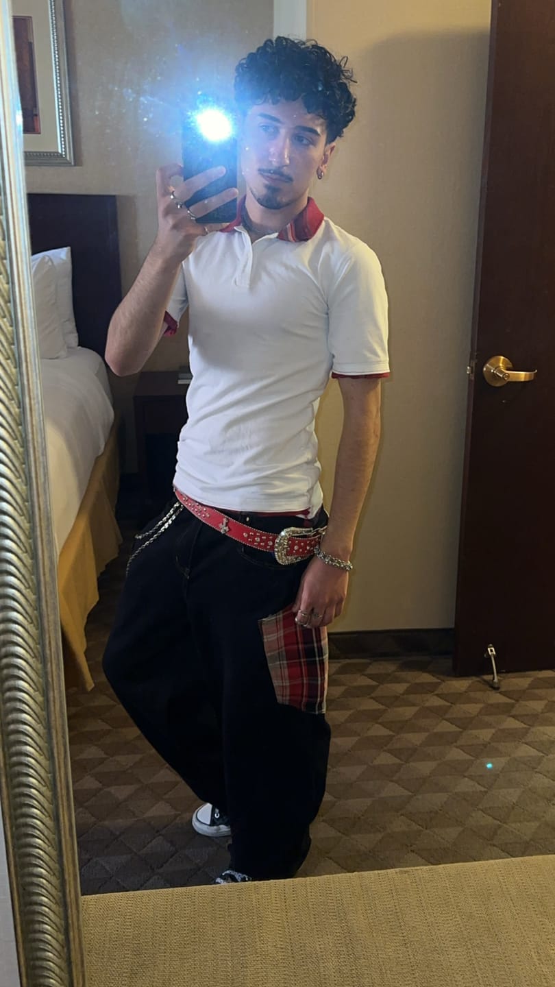 Customer photo review of Aelfric Eden BAGGY BARREL Jeans