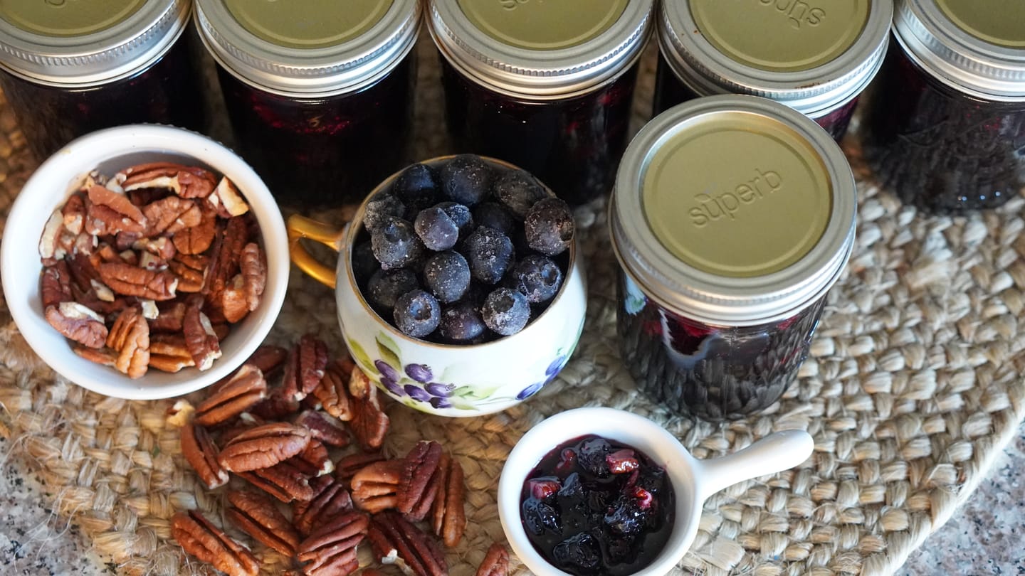 Customer photo review of Bulk Regular Mouth Canning Lids – 60 Pack