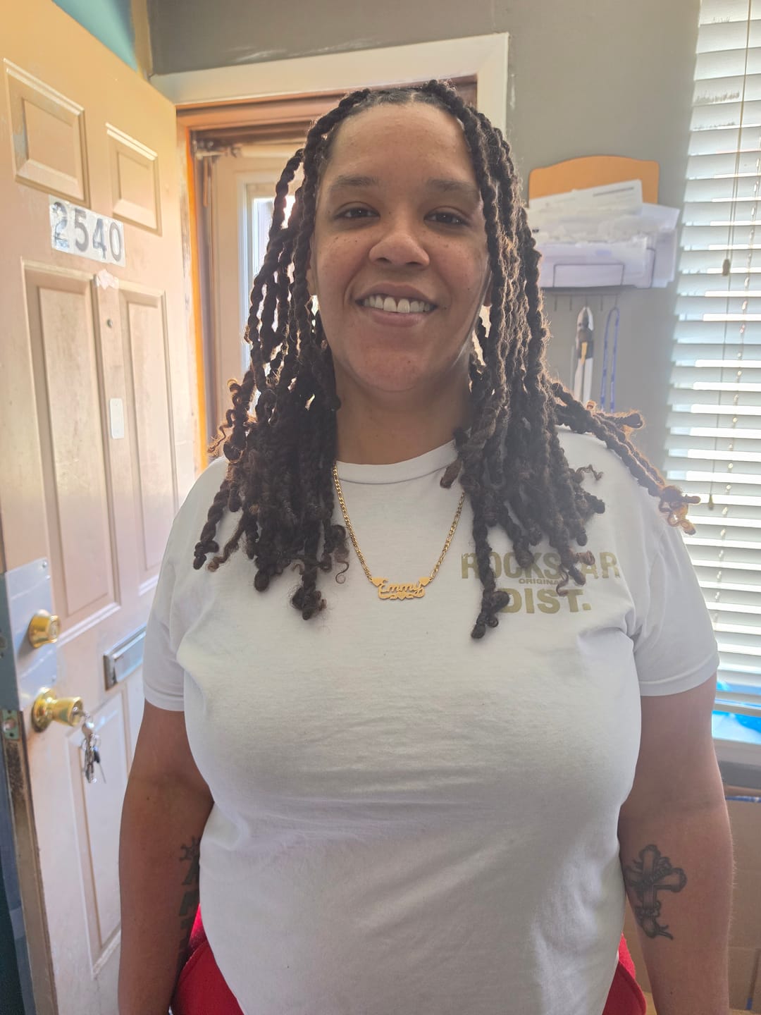 Customer photo review of Diamond Cut Lovely Heart Name Necklace