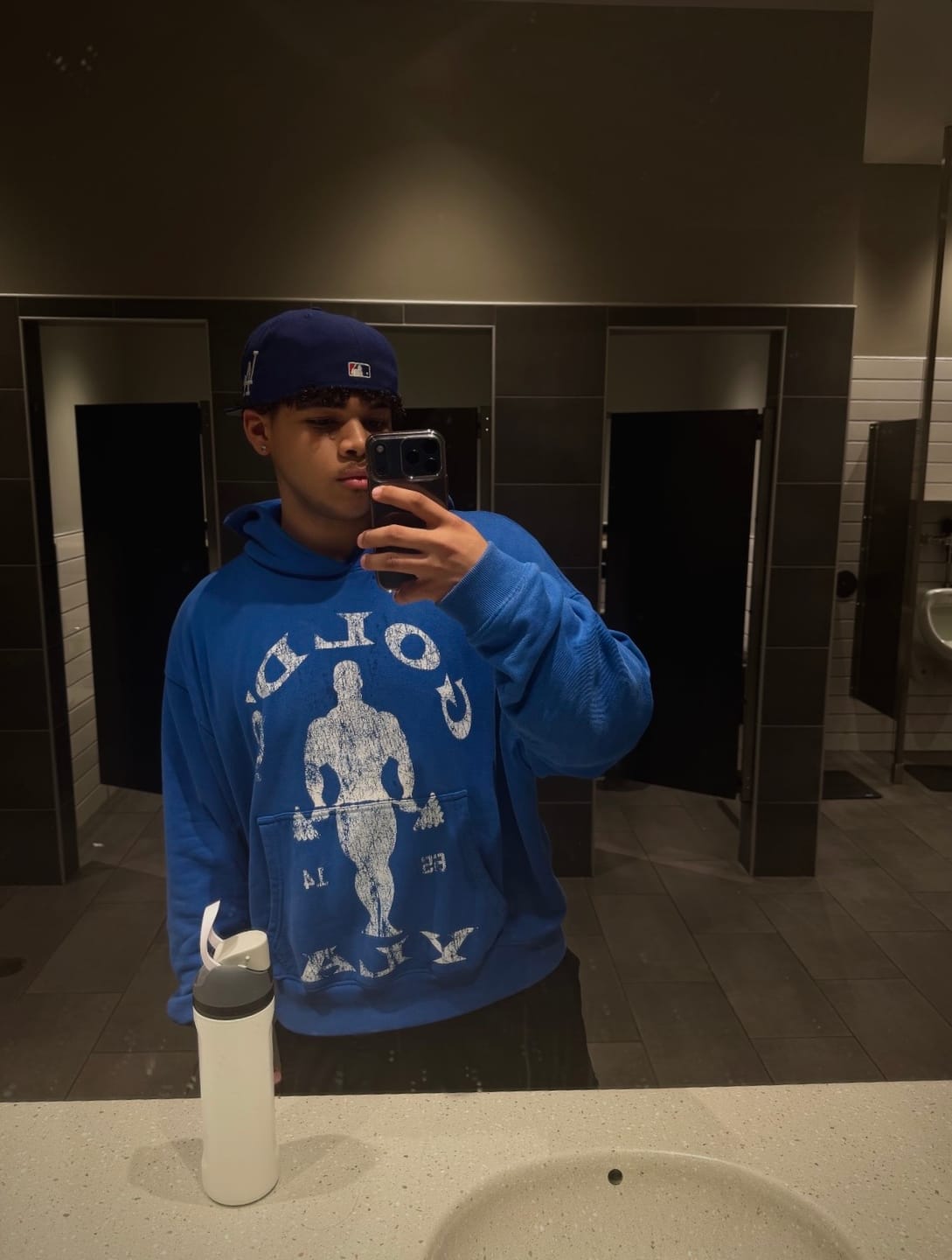 Customer photo review of 5161 - Golds Gym Classic Pullovers