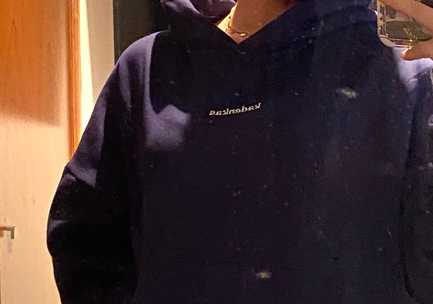 Customer photo review of POLERÓN HOODIE AZUL - OVERSIZE CON GORRO LOGO BORDADO