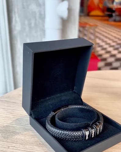 Customer photo review of Dad's Inner Circle Bracelet