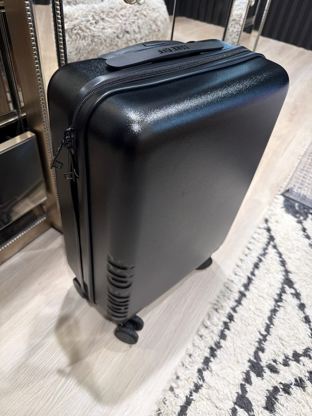 Customer photo review of Personal Item Suitcase 4.0