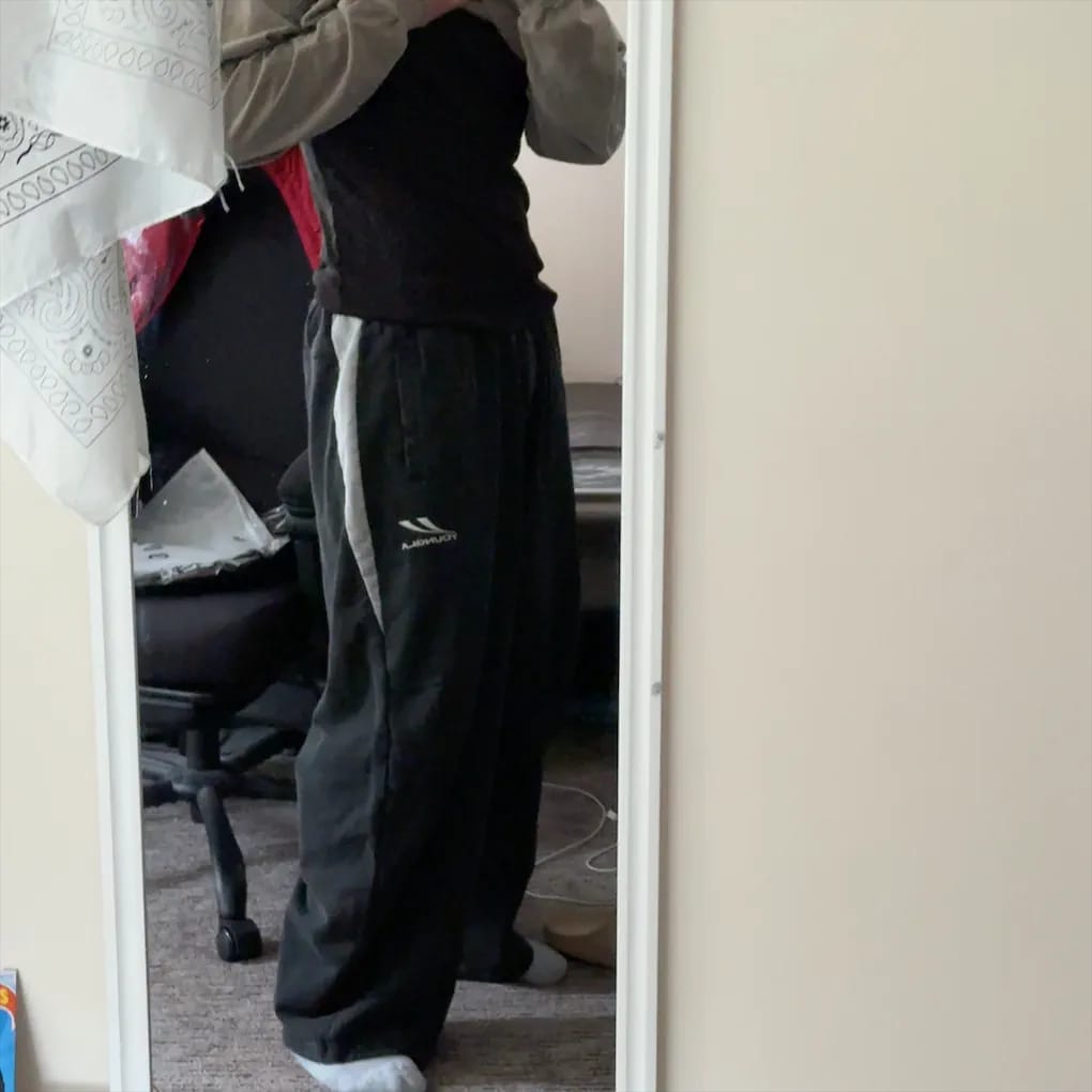 Customer photo review of 2071 - Baggy Ass Sweats
