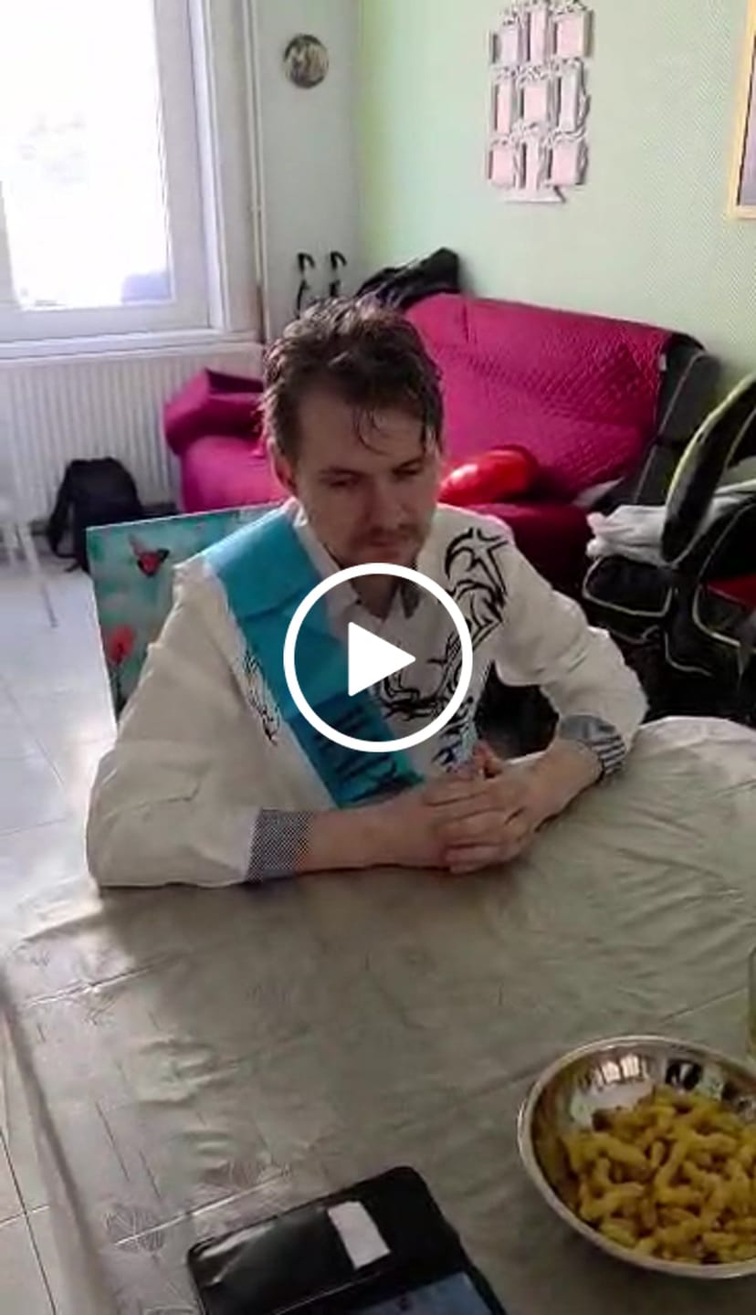 Customer video review of Chanson personnalisée MP3 – Votre histoire en musique
