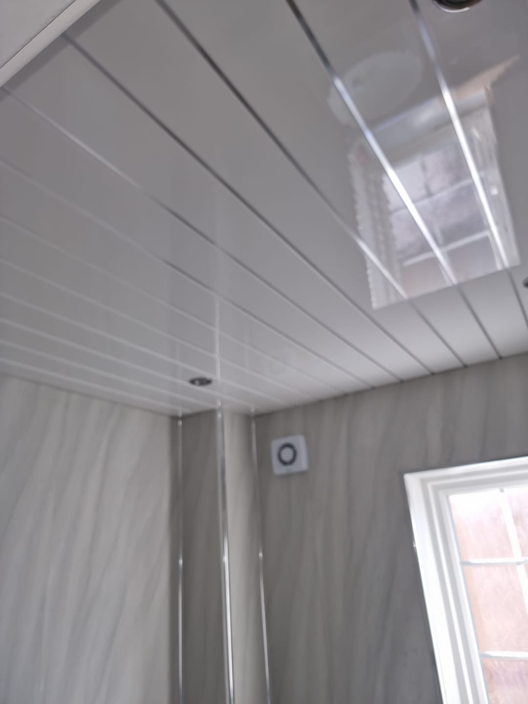 Customer photo review of 8mm White Gloss With 2 Chrome Strip Wall & Ceiling Panel 2.6M