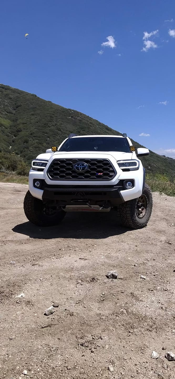 Customer photo review of OPENROAD 12,000lbs Electric Winch with Synthetic Rope-Panther Series 3S