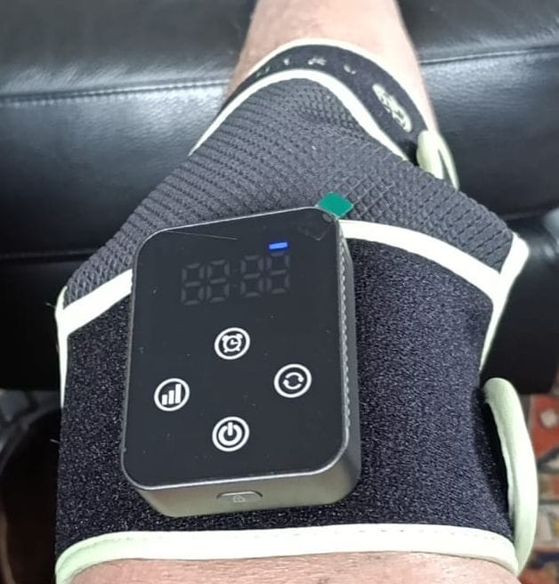 Customer photo review of Koanna® Rotlicht Bandage gegen Knieschmerzen