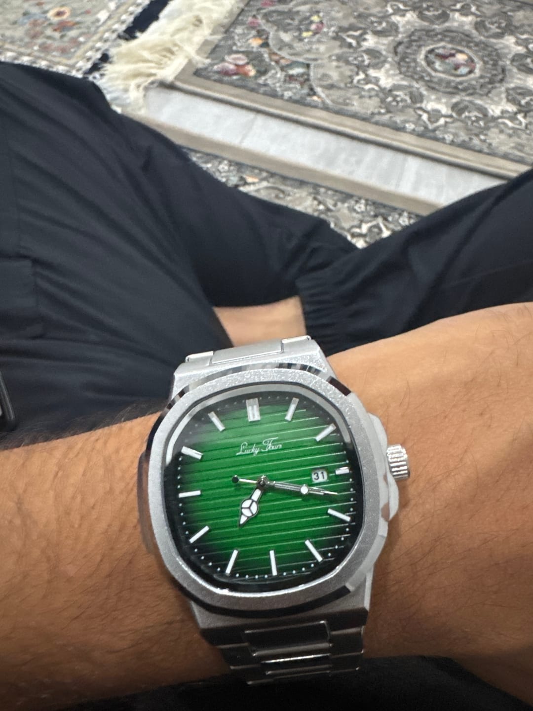 Customer photo review of Lucky Fours® Caspian