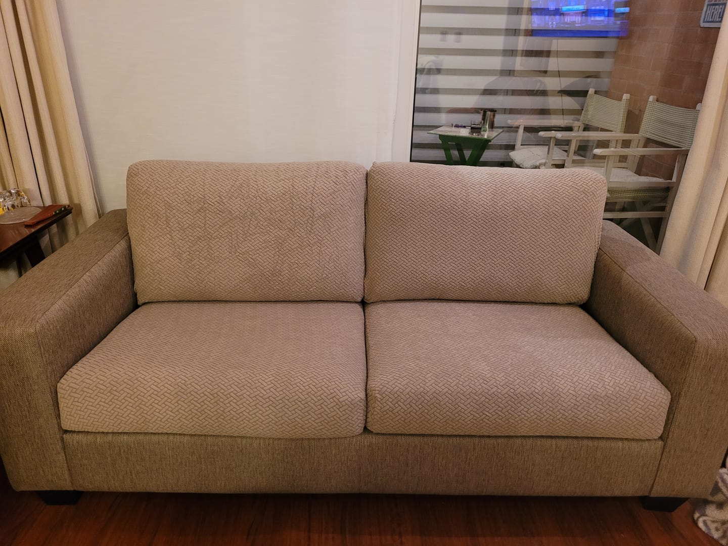 Customer photo review of Funda Mágica Cubre Sofá —  Renueva tu sofá en 2 minutos