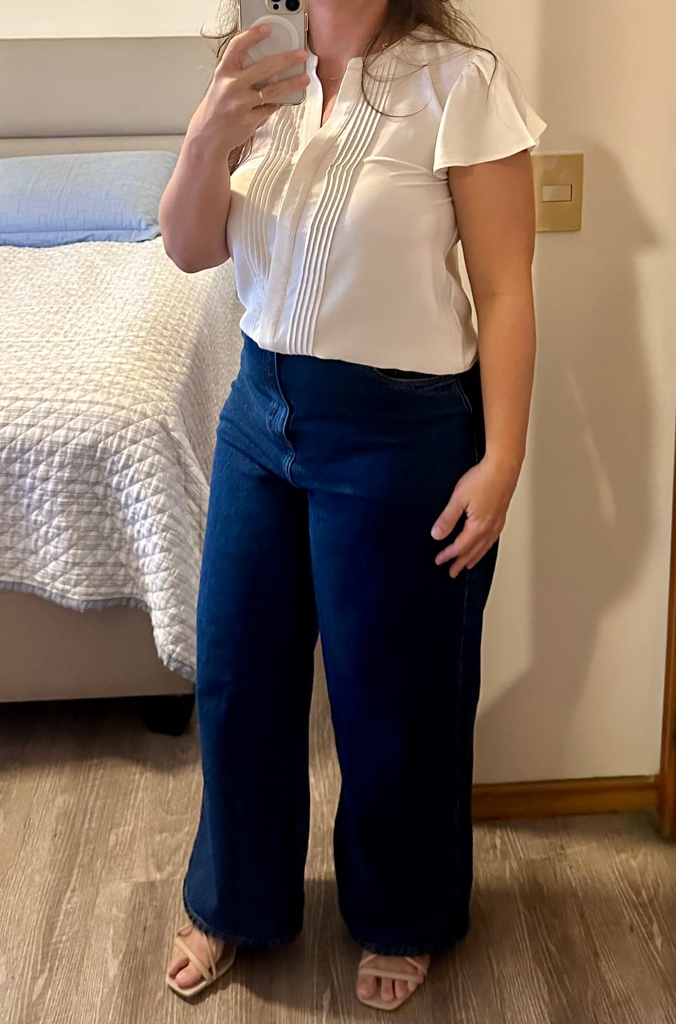 Customer photo review of Calça Jeans Wide Leg Buriti Azul Escuro