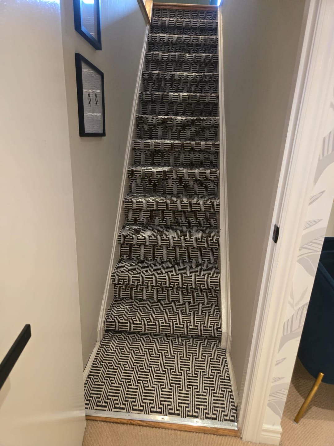Customer photo review of Villa Carlotta Stair Runner / Broadloom