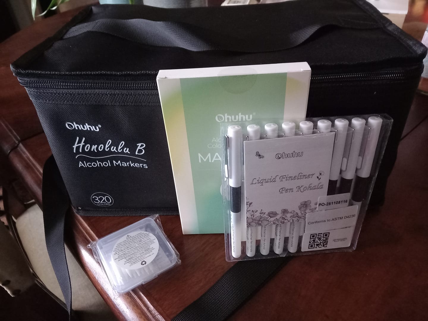 Customer photo review of Ohuhu Kohala Liquid Fineliner Drawing Pens,9 Pack