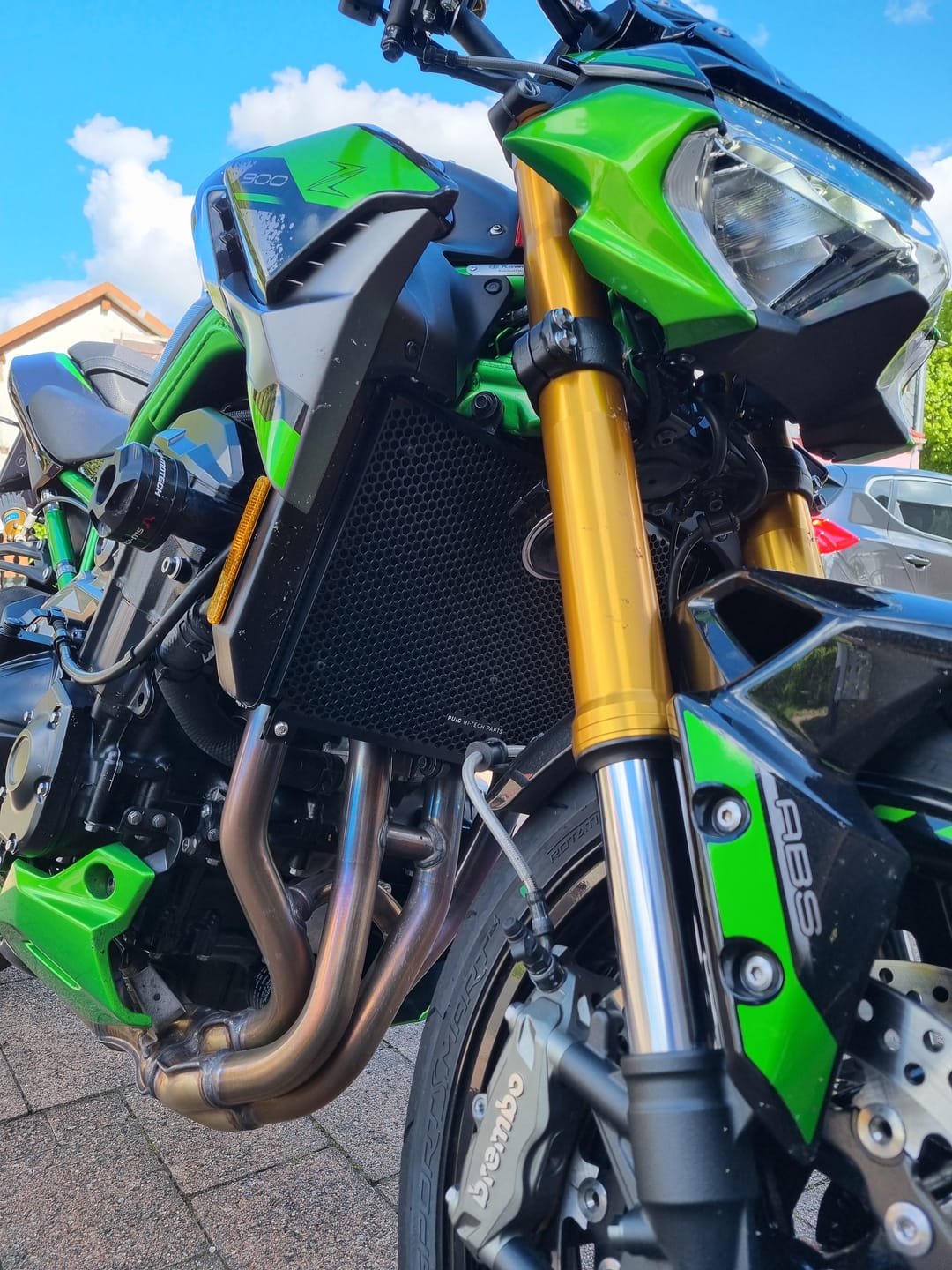 Customer photo review of PUIG Radiator - Kühlerschutz | schwarz | passend für Kawasaki Z900 / SE - Modelle (2025-2026)