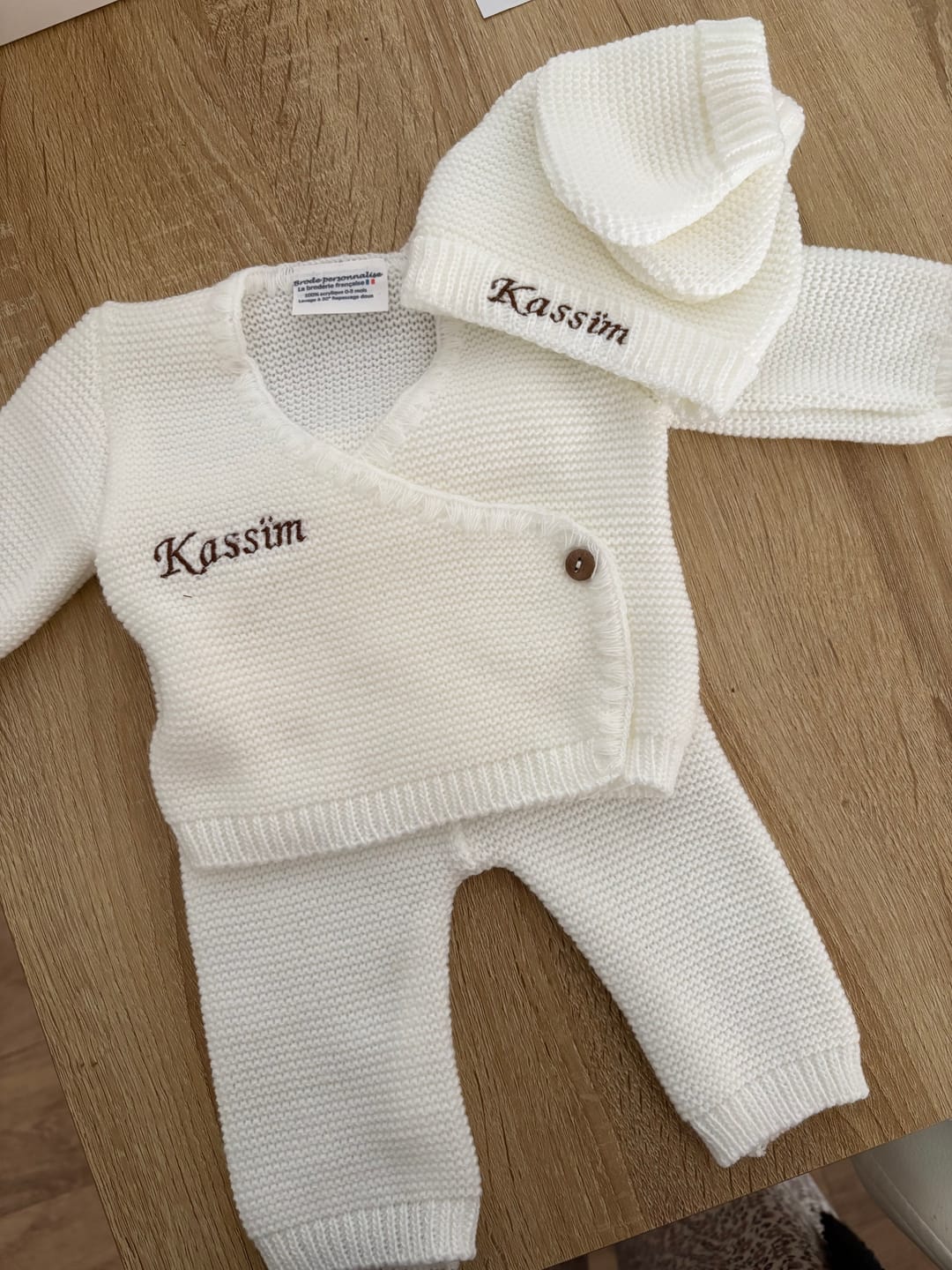 Customer photo review of Ensemble en maille brodé