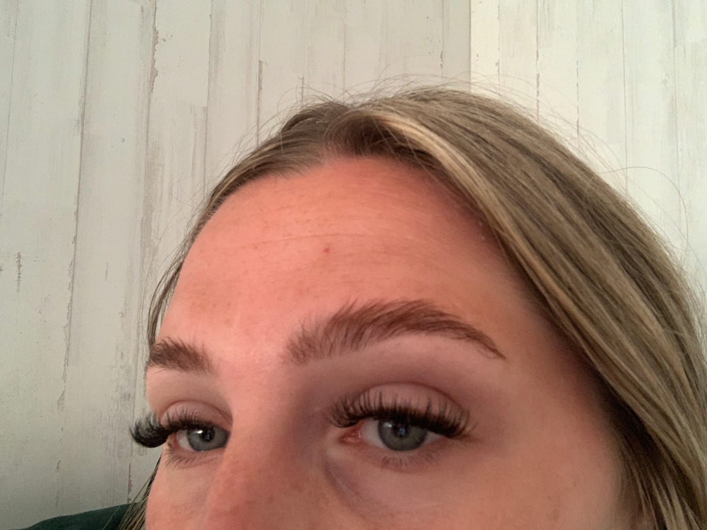 Customer photo review of Moonlight - Lazy Girl Pre-Glued Lashes