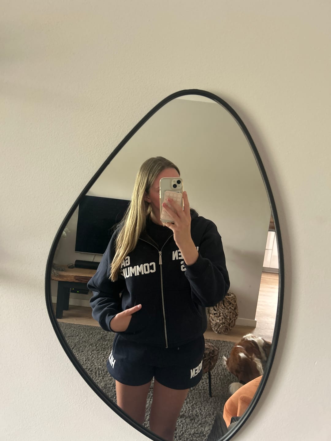 Customer photo review of GATED COMMUNITY ZIP HOODIE NAVY
