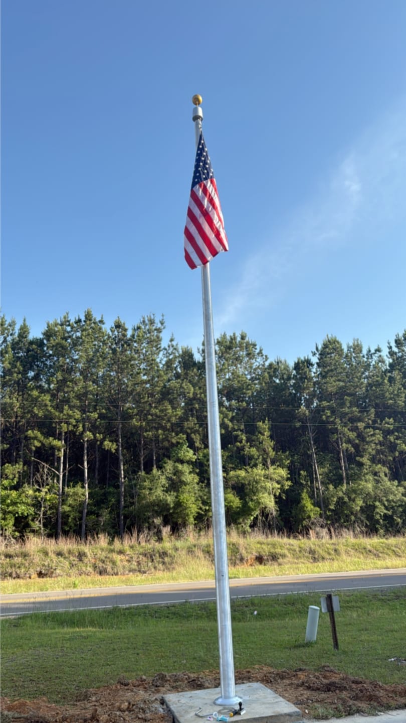 Customer photo review of 25 ft. Hurricane Series Commercial Flagpole with Internal Cable Halyard Rated at 150+ mph