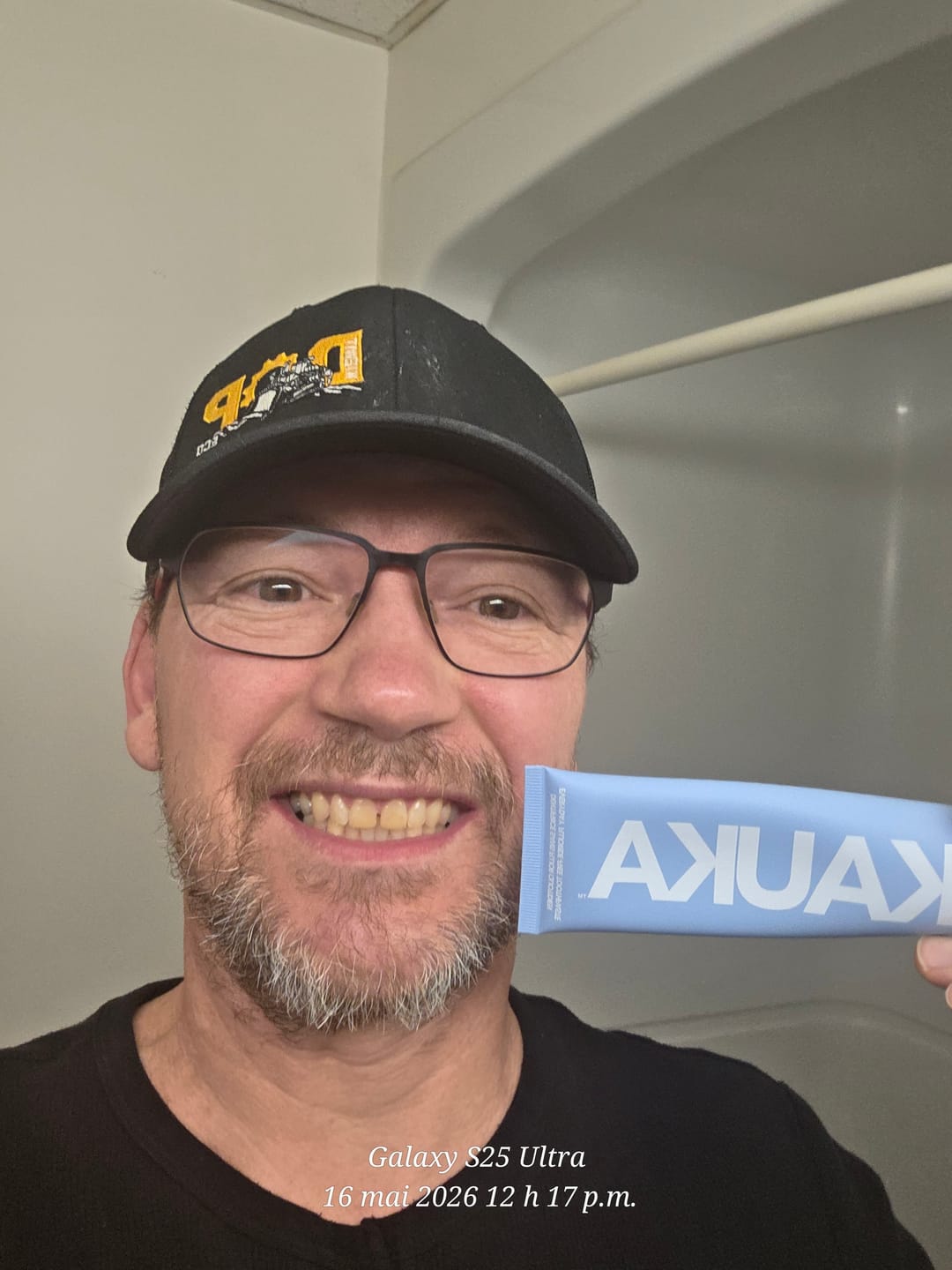 Customer photo review of Triple Pack : Dentifrice Sans Fluor à la Framboise Bleue