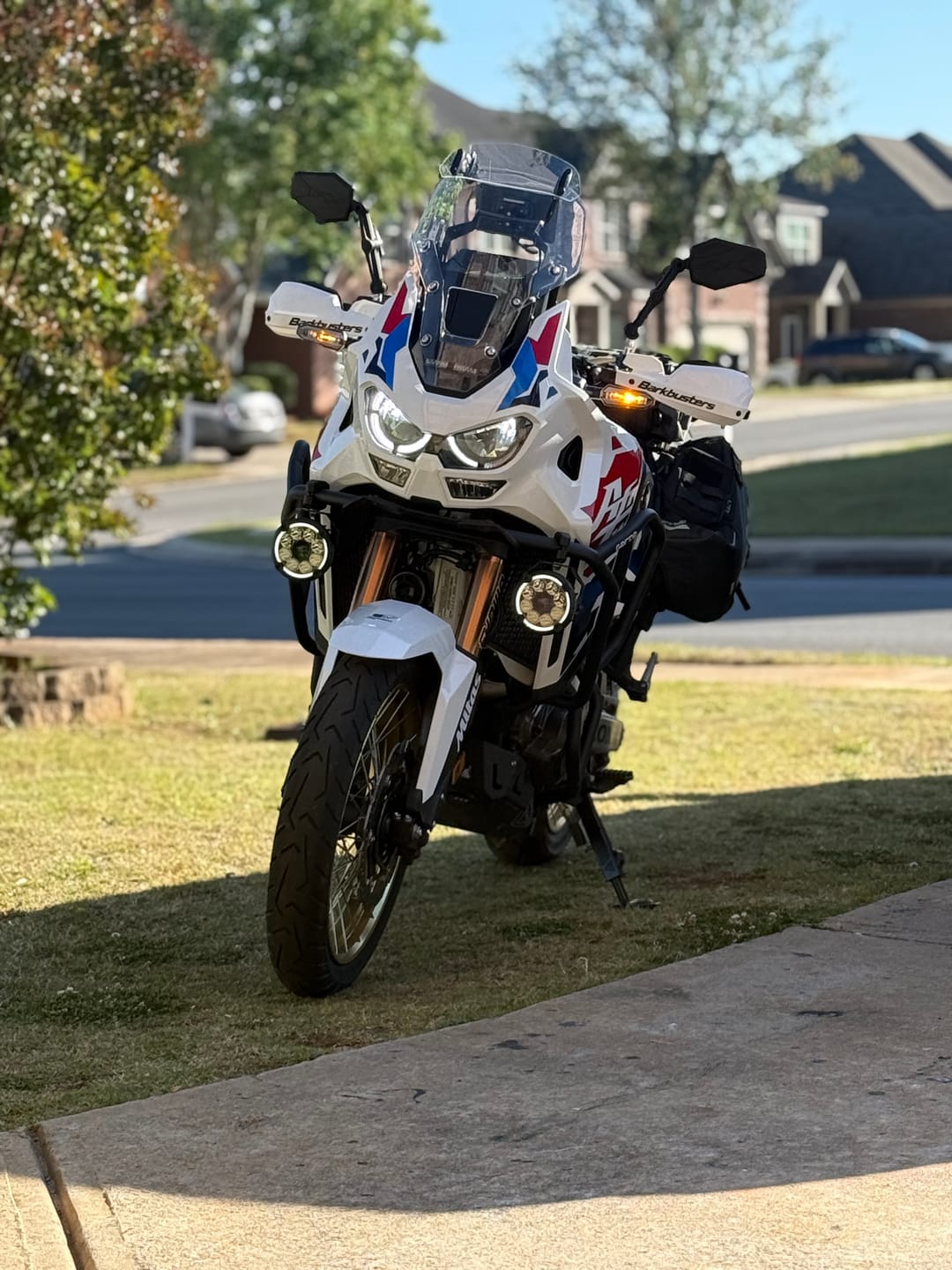 Customer photo review of MTL9 Motorcycle Lights  – The World’s Smartest Motorcycle Auxiliary Lighting System