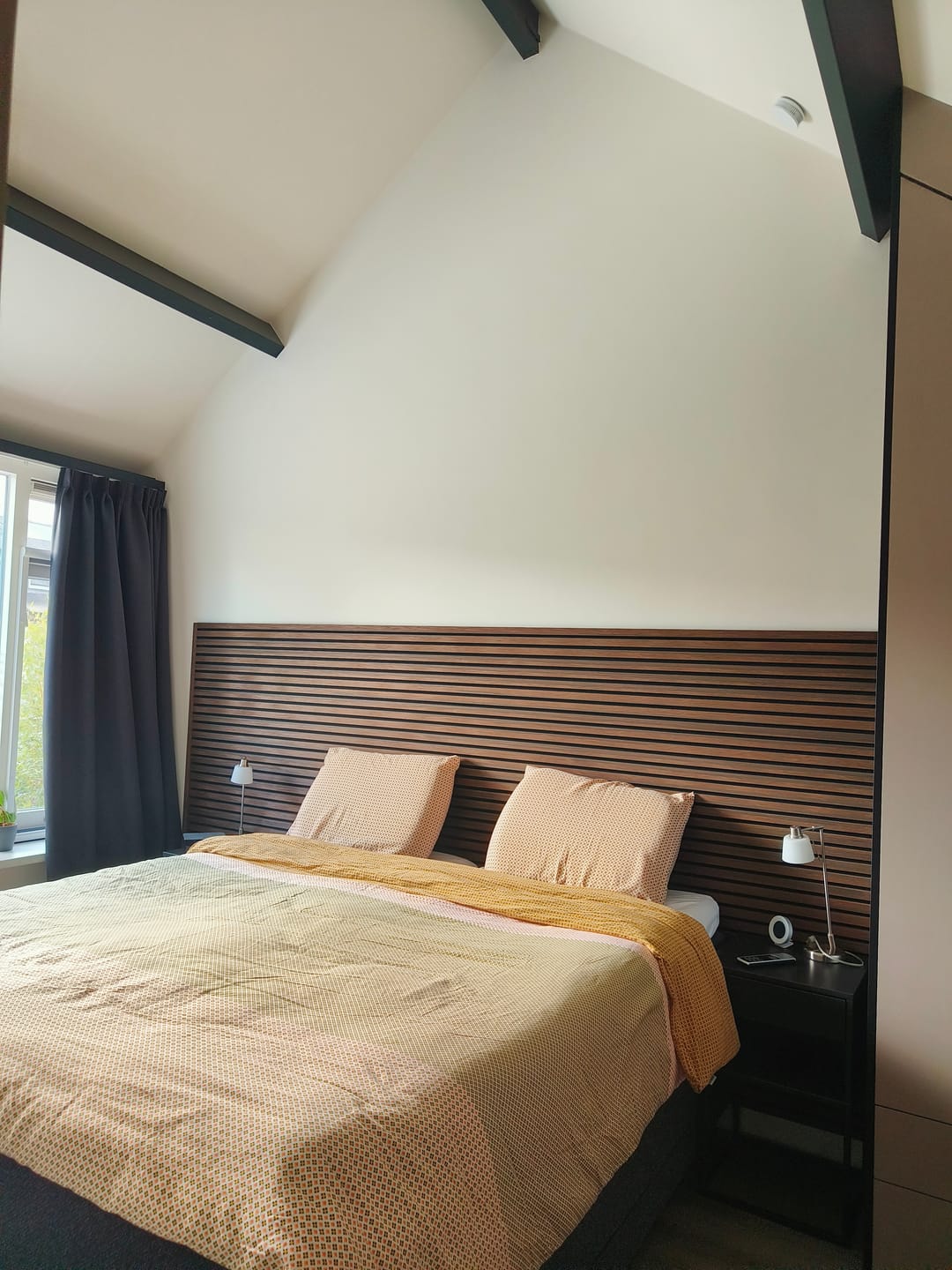Customer photo review of AkuPanel Gerookt Eiken-Hout-sample