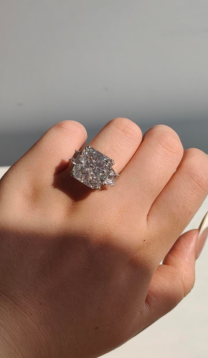 Customer photo review of S925 6.5/12.0 Ct Radiant Cut Crushed Ice Simulated Diamond Three-Stone Engagement Travel Ring
