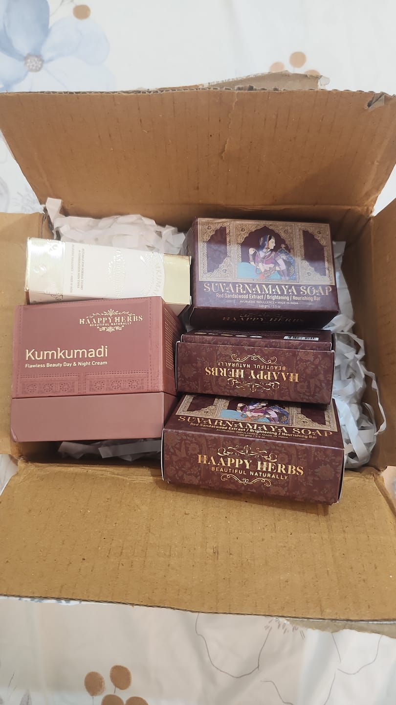Customer photo review of Suvarnamaya Cream