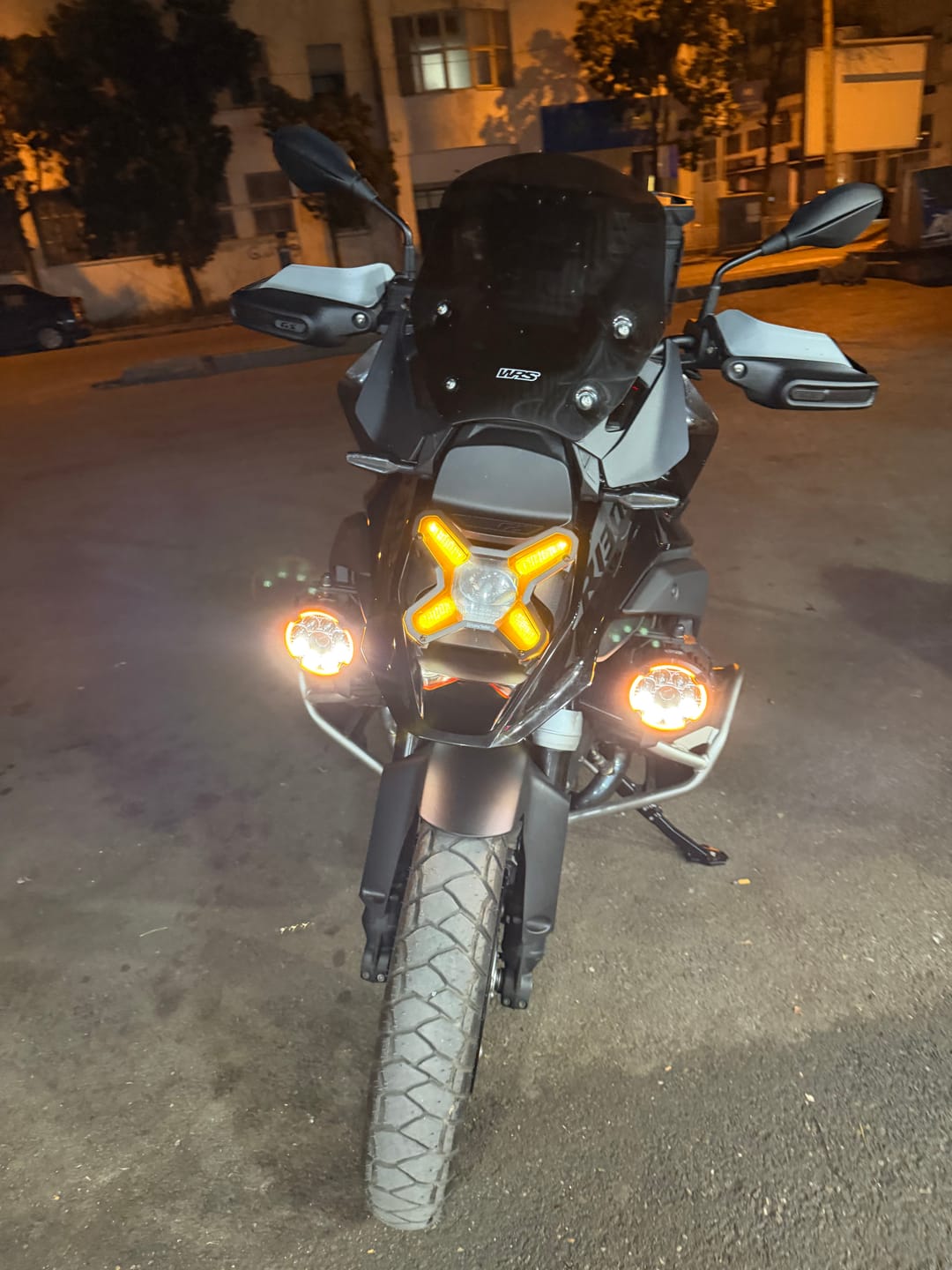 Customer photo review of Headlight Guard Kit for BMW R1300GS / R1300GS Adventure