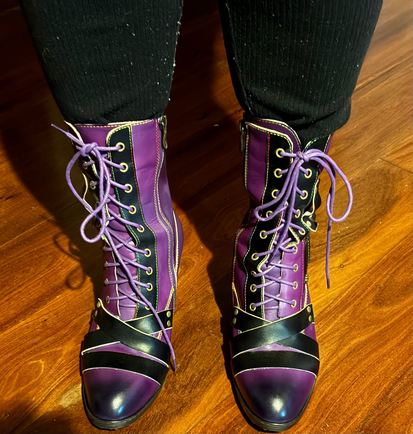 Customer photo review of Vintage Comfortable Genuine Leather Boots