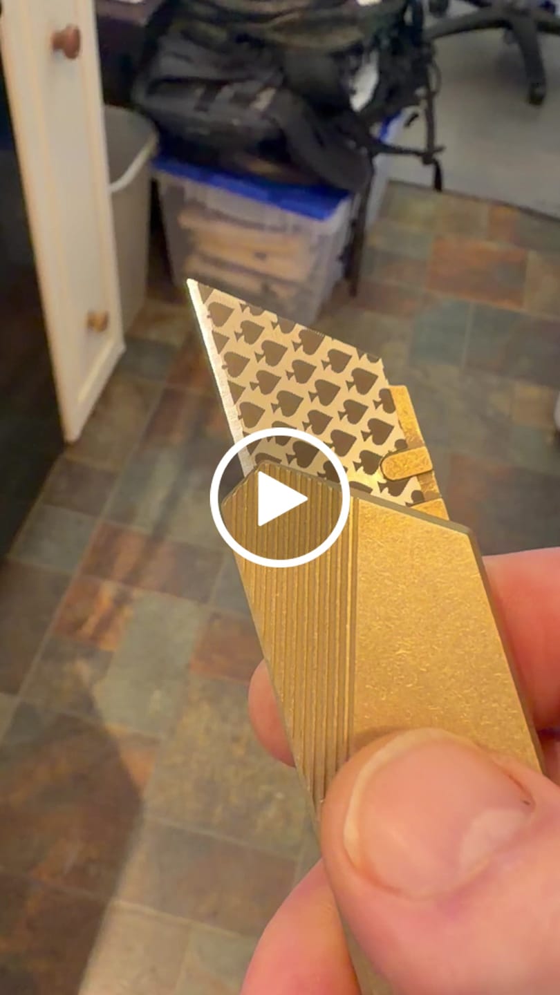 Customer video review of G9 Utility Knife (Titanium/Brass)