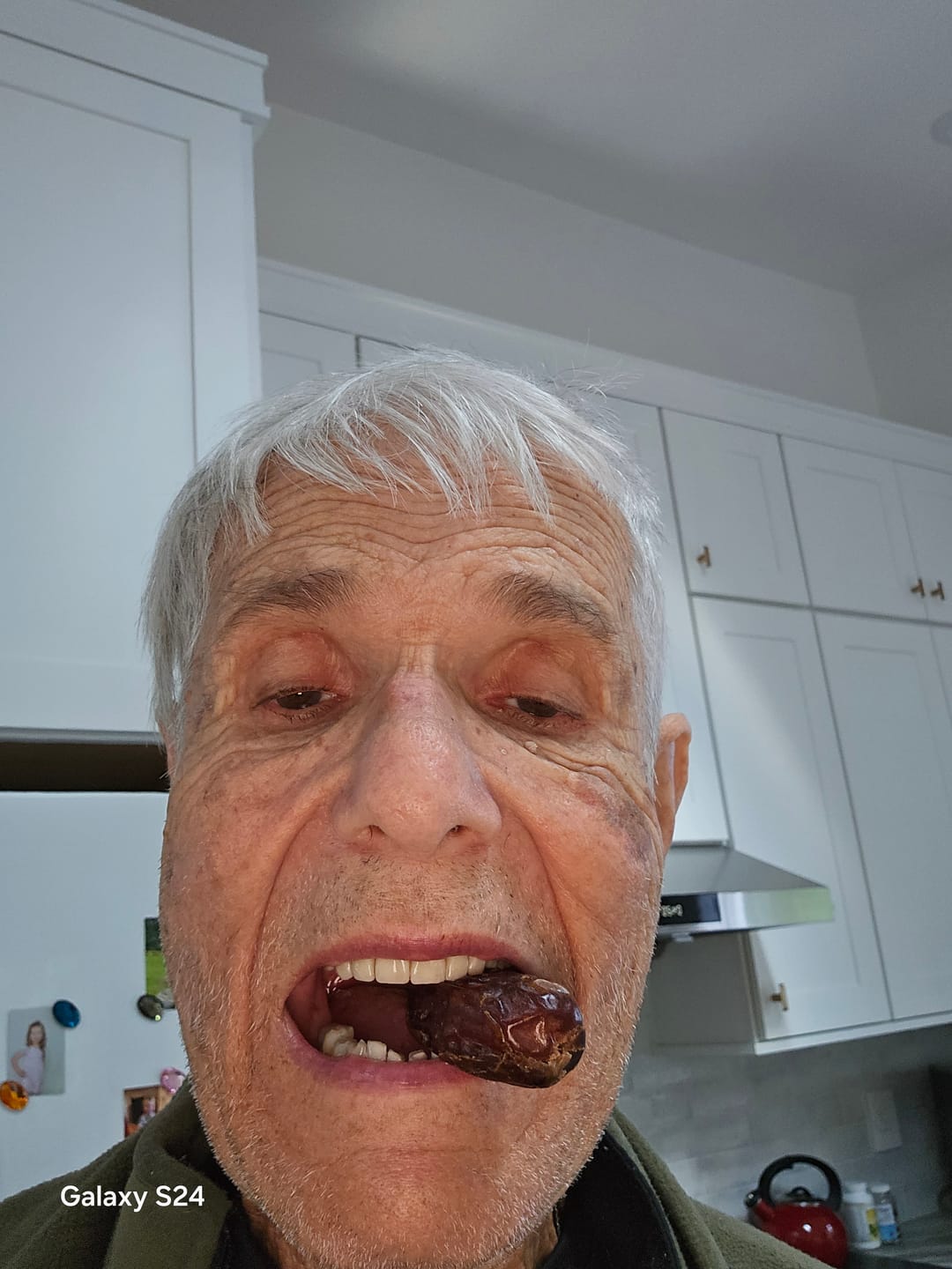 Customer photo review of Organic Pitted Medjool Dates Box