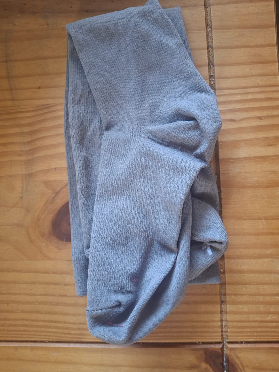 Customer photo review of EverSock™ Wide Compression Socks For Pain Relief
