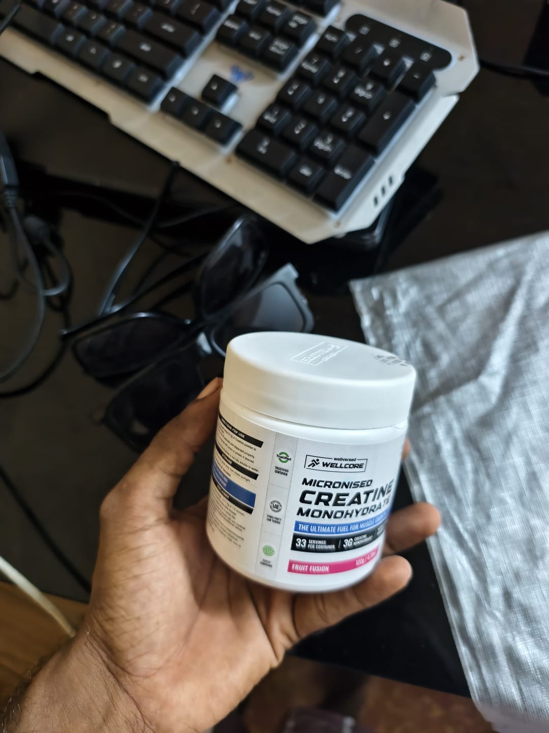 Customer photo review of Wellcore Creatine Monohydrate (Fruit Fusion, 33 Servings) + YouWeFit Omega-3 Triple Strength Fish Oil (1250mg, 30 Capsules)