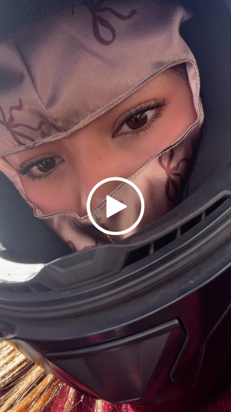 Customer video review of Face Cover