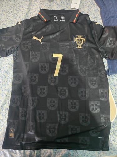 Customer photo review of RONALDO #7, Portugal Pantera Negra 2026
