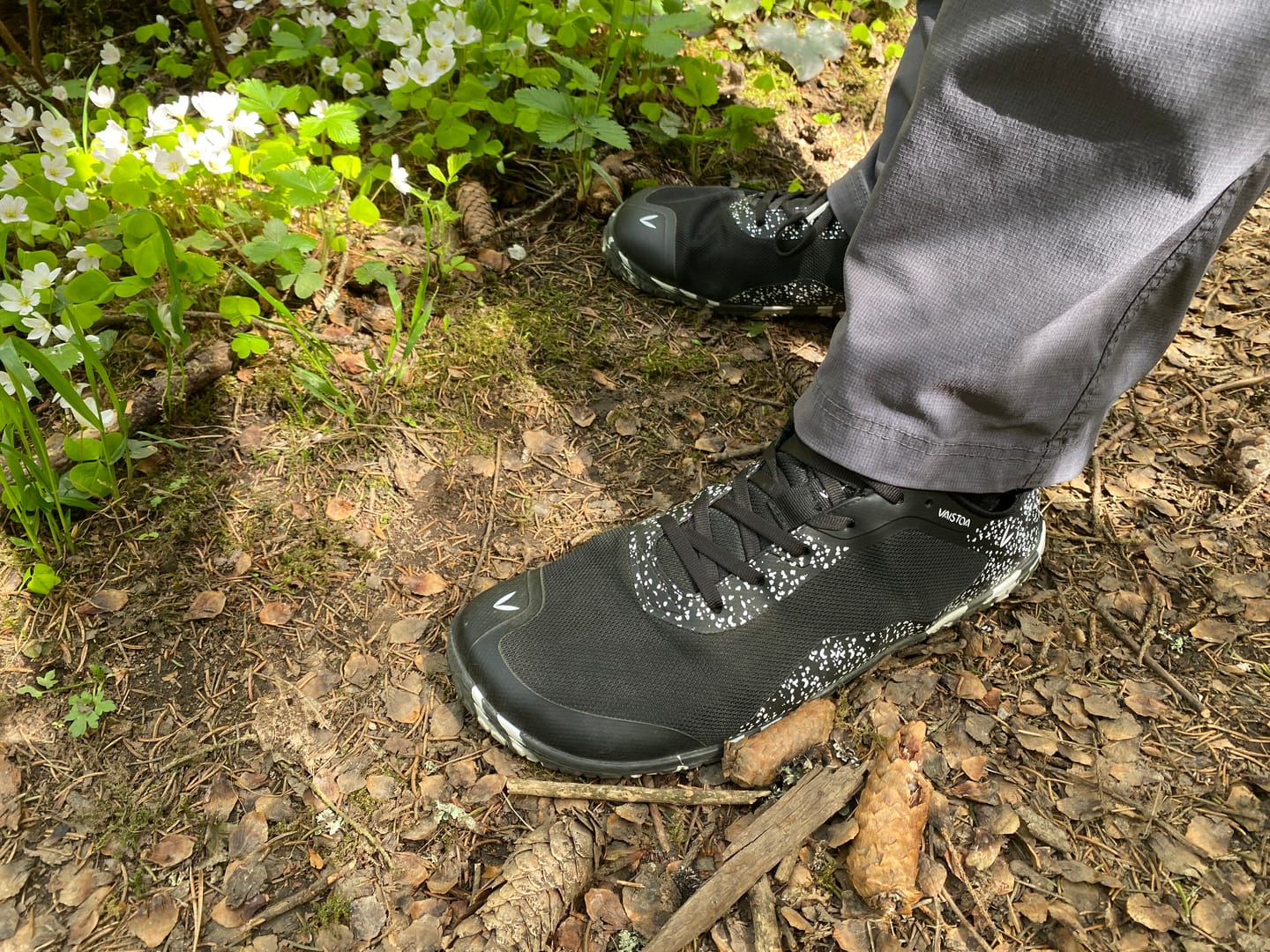 Customer photo review of Vaistoa Lento -paljasjalkajuoksukengät