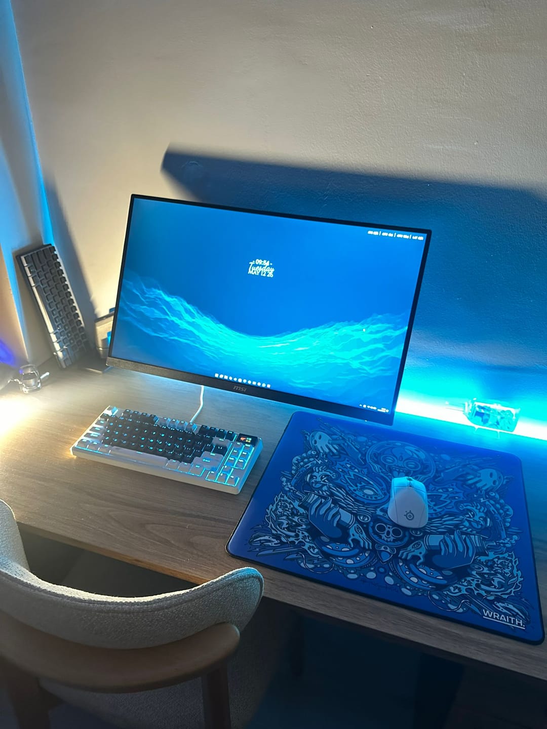 Customer photo review of Wraith Spirit of Aim Mousepad