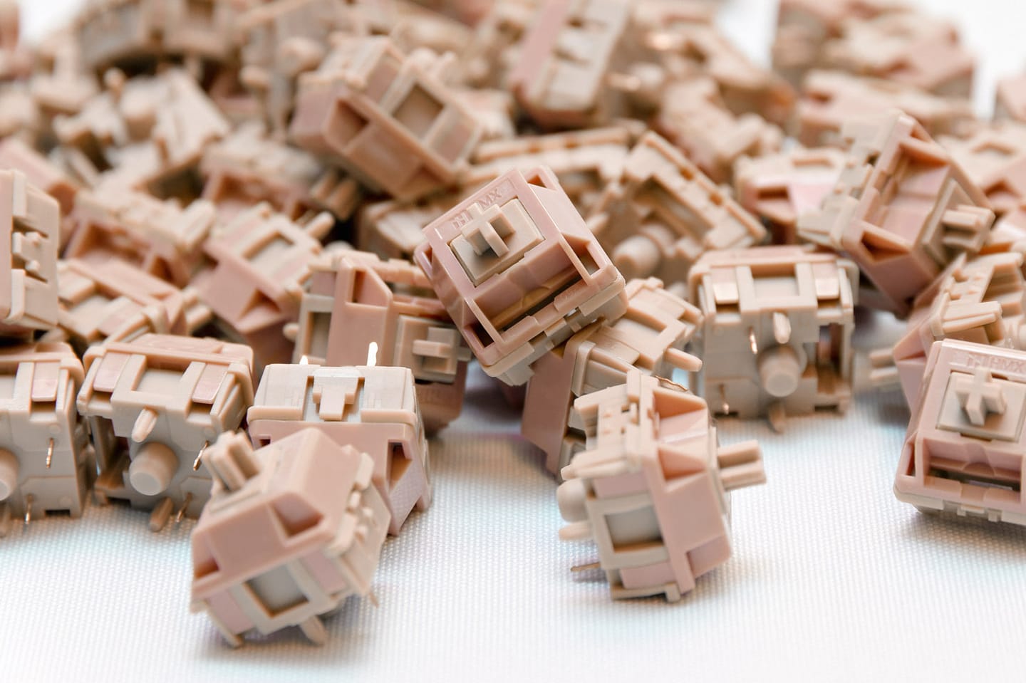 Customer photo review of HMX RETRO J TACTILE SWITCH FACTORY LUBED EDITION (10PCS)