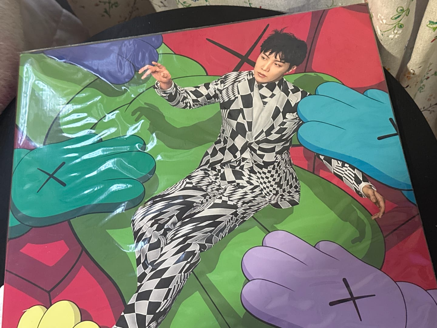 Customer photo review of J-HOPE - 1ST SINGLE ALBUM JACK IN THE BOX VINYL (LIMITED EDITION)