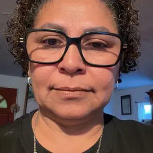 Customer photo review of Set di rossetti opachi cremosi – Alta pigmentazione, lunga durata e impermeabili (effetto non seccante)
