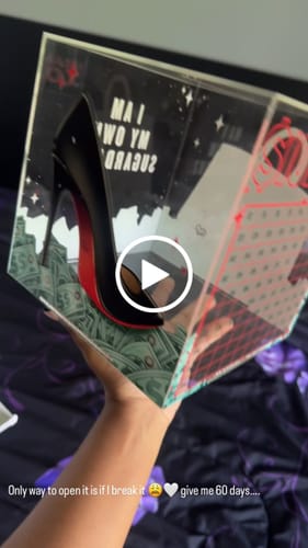 Customer video review of Luxe Red | $10k Smashbox  (Clear)