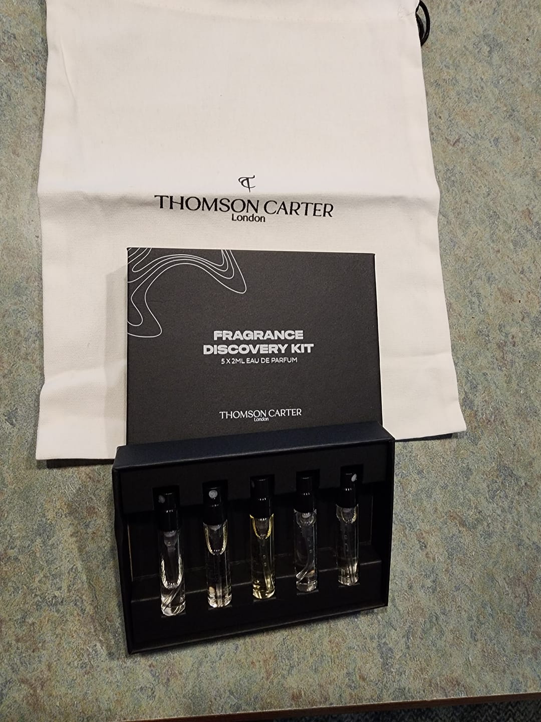Customer photo review of Fragrance Discovery Kit | 5x 2ml | Eau de Parfum