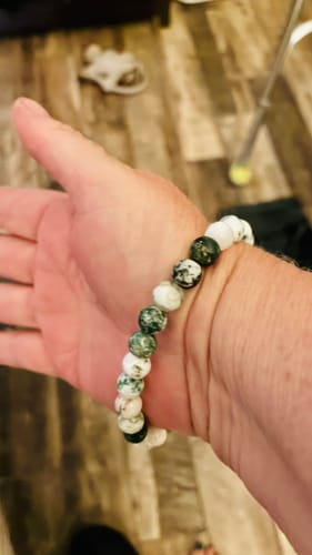 Customer photo review of Tree Agate Bracelet