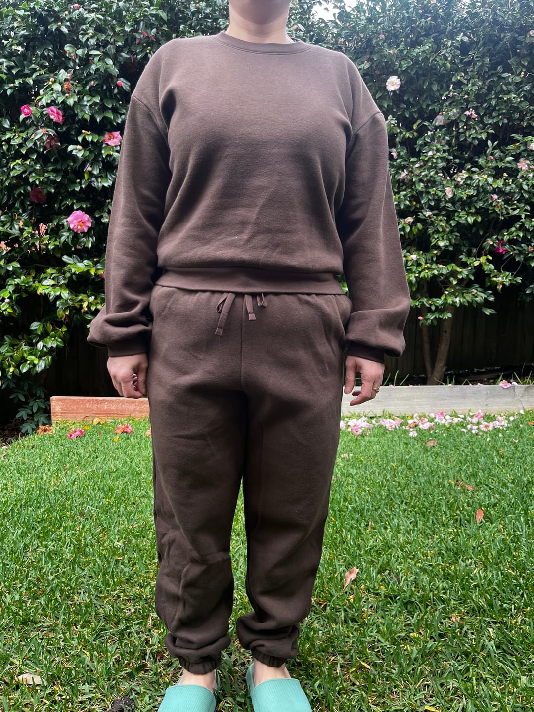 Customer photo review of Women's Crop Sweatshirt Tracksuit - Brown
