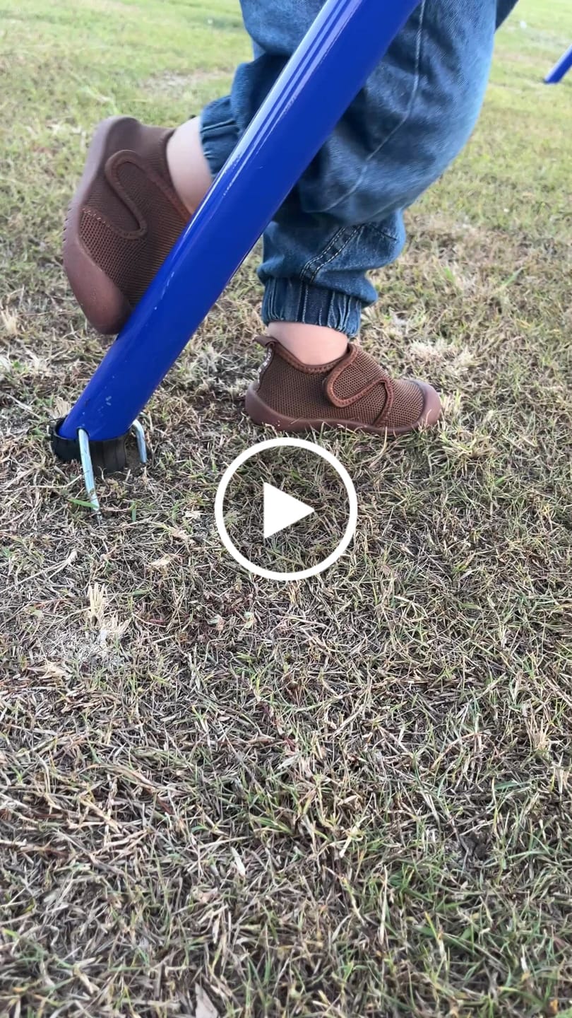 Customer video review of Chocolate Velcro Pre-walker Baby Sole Sox